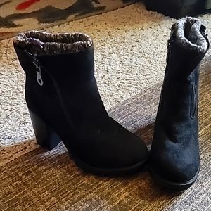 Black sock boots